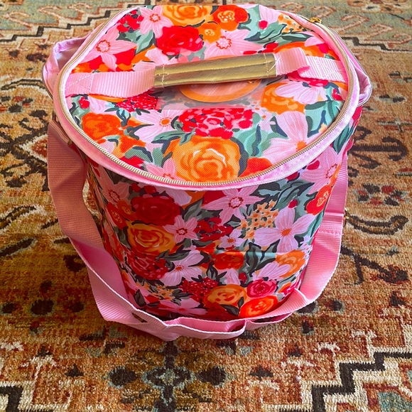 Sallys Handbags - Sally’s Single Strap Over the Shoulder Cooler Bag